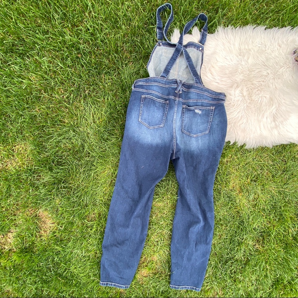Torrid EUC distressed overalls 22 - Picture 8 of 9